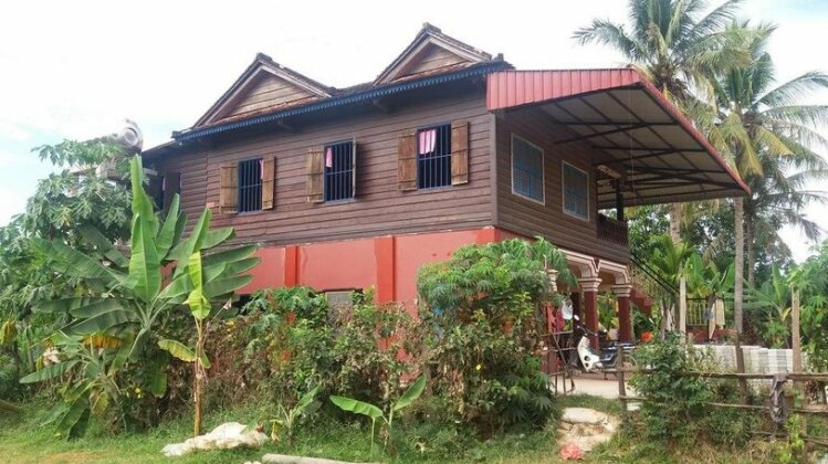 Lom Lam Eco Village